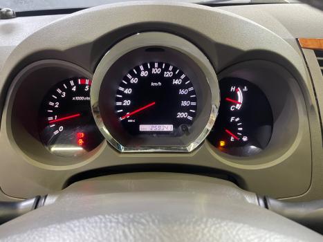 TOYOTA Hilux SW4 3.0 16V 4P SRV 4X4 7 LUGARES TURBO DIESEL AUTOMTICO, Foto 10