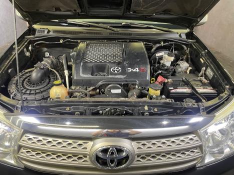 TOYOTA Hilux SW4 3.0 16V 4P SRV 4X4 7 LUGARES TURBO DIESEL AUTOMTICO, Foto 17