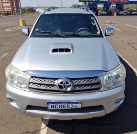 TOYOTA Hilux SW4 3.0 16V 4P SRV 4X4 7 LUGARES TURBO DIESEL AUTOMTICO, Foto 10