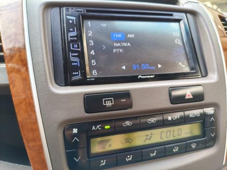 TOYOTA Hilux SW4 3.0 16V 4P SRV 4X4 7 LUGARES TURBO DIESEL AUTOMTICO, Foto 7