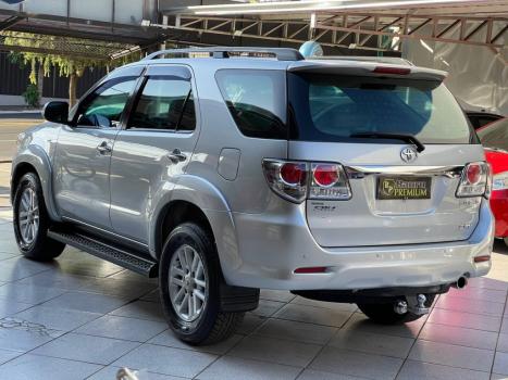 TOYOTA Hilux SW4 , Foto 3