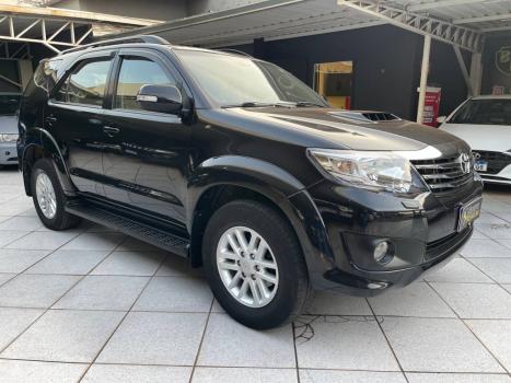 TOYOTA Hilux SW4 , Foto 1