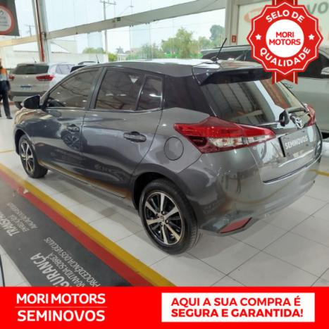 TOYOTA Yaris Hatch 1.5 16V 4P FLEX XLS MULTIDRIVE AUTOMTICO CVT, Foto 4