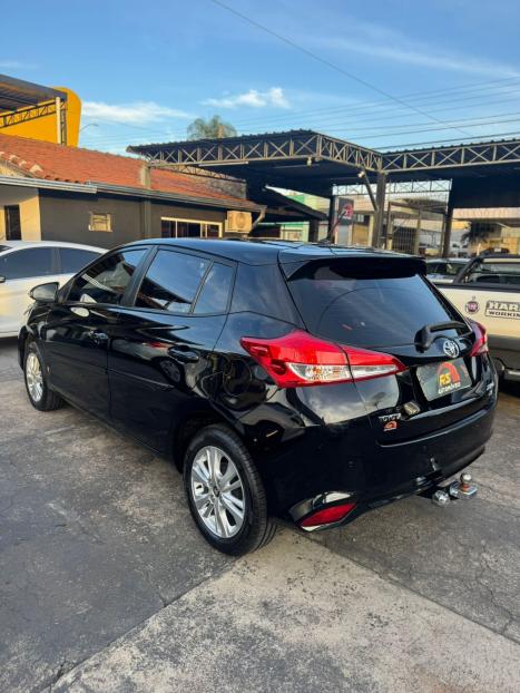 TOYOTA Yaris Hatch 1.3 16V 4P FLEX XL, Foto 6