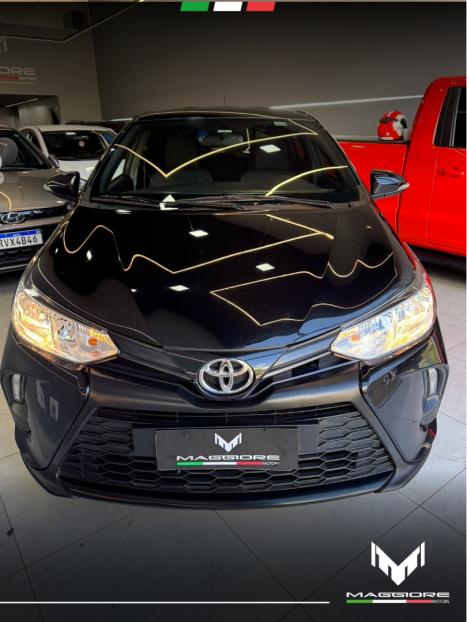 TOYOTA Yaris Hatch 1.5 16V 4P FLEX XL MULTIDRIVE AUTOMTICO CVT, Foto 2