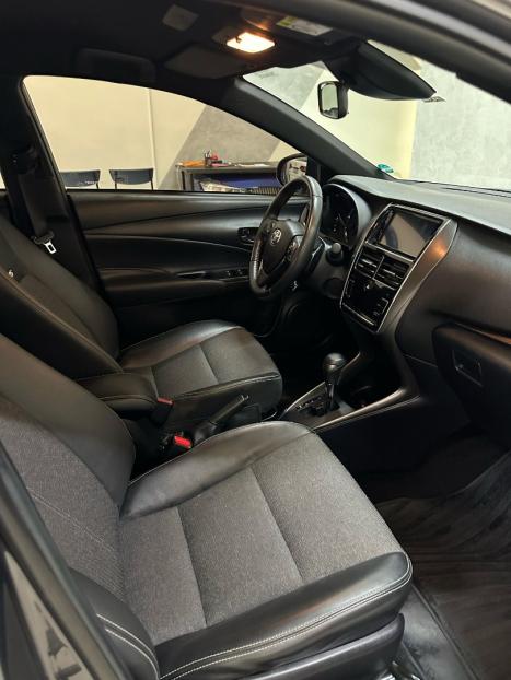 TOYOTA Yaris Hatch 1.5 16V 4P FLEX XS MULTIDRIVE AUTOMTICO CVT, Foto 10