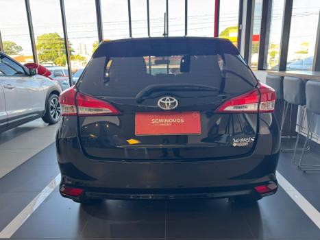 TOYOTA Yaris Hatch 1.5 16V 4P FLEX XL MULTIDRIVE AUTOMTICO CVT, Foto 5