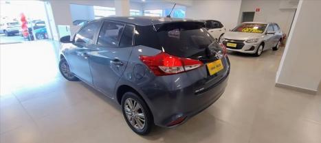 TOYOTA Yaris Hatch 1.5 16V 4P FLEX XL PLUS CONNECT MULTIDRIVE AUTOMTICO CVT, Foto 4