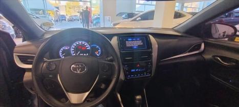 TOYOTA Yaris Hatch 1.5 16V 4P FLEX XL PLUS CONNECT MULTIDRIVE AUTOMTICO CVT, Foto 9