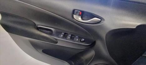 TOYOTA Yaris Hatch 1.5 16V 4P FLEX XL PLUS CONNECT MULTIDRIVE AUTOMTICO CVT, Foto 12