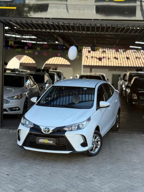 TOYOTA Yaris Hatch 1.5 16V 4P FLEX XS CONNECT MULTIDRIVE AUTOMTICO CVT, Foto 2