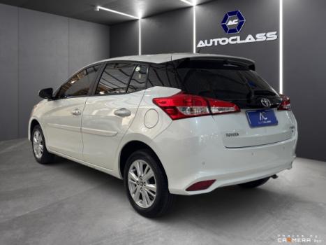TOYOTA Yaris Hatch 1.3 16V 4P FLEX XL PLUS TECH MULTIDRIVE AUTOMTICO CVT, Foto 6