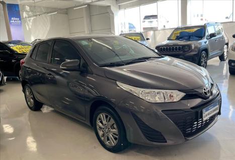 TOYOTA Yaris Hatch 1.5 16V 4P FLEX XL PLUS CONNECT MULTIDRIVE AUTOMTICO CVT, Foto 3