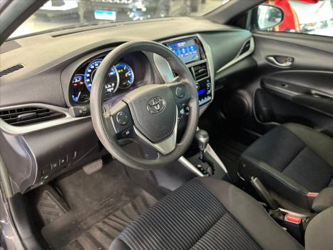 TOYOTA Yaris Hatch 1.5 16V 4P FLEX XL PLUS CONNECT MULTIDRIVE AUTOMTICO CVT, Foto 8