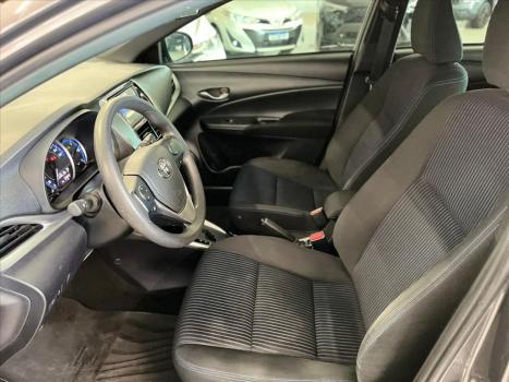 TOYOTA Yaris Hatch 1.5 16V 4P FLEX XL PLUS CONNECT MULTIDRIVE AUTOMTICO CVT, Foto 10