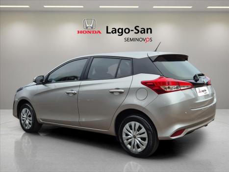 TOYOTA Yaris Hatch 1.3 16V 4P FLEX XL, Foto 3