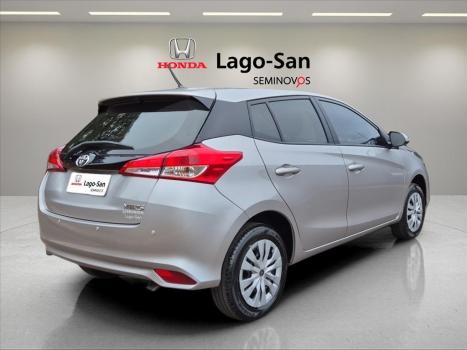 TOYOTA Yaris Hatch 1.3 16V 4P FLEX XL, Foto 4