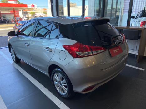TOYOTA Yaris Hatch 1.3 16V 4P FLEX XL MULTIDRIVE AUTOMTICO CVT, Foto 6