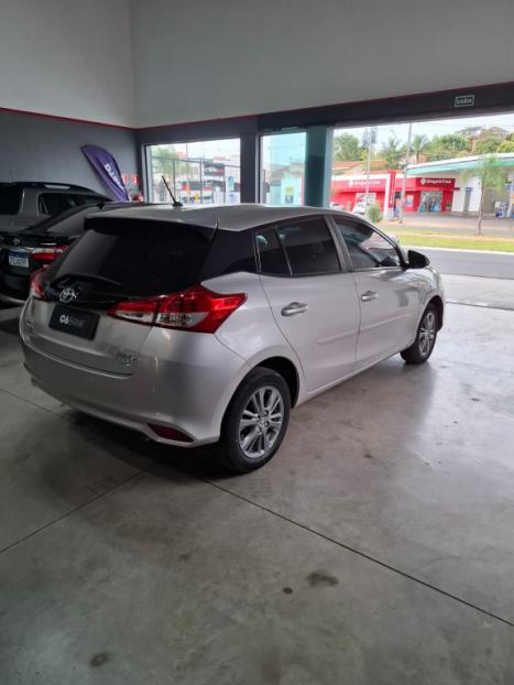 TOYOTA Yaris Hatch 1.3 16V 4P FLEX XL, Foto 5