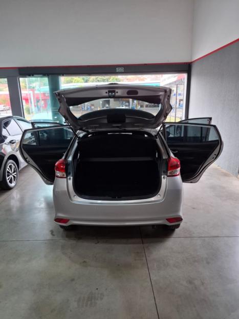 TOYOTA Yaris Hatch 1.3 16V 4P FLEX XL, Foto 8