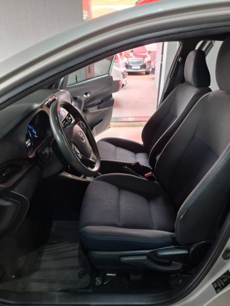 TOYOTA Yaris Hatch 1.3 16V 4P FLEX XL, Foto 12