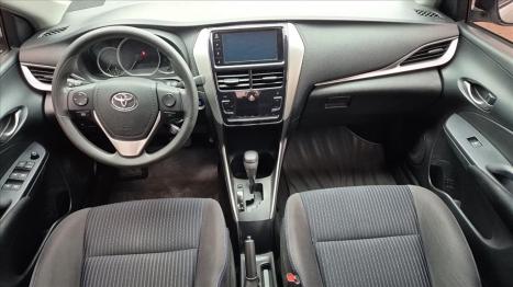 TOYOTA Yaris Hatch 1.5 16V 4P FLEX XL PLUS CONNECT MULTIDRIVE AUTOMTICO CVT, Foto 5