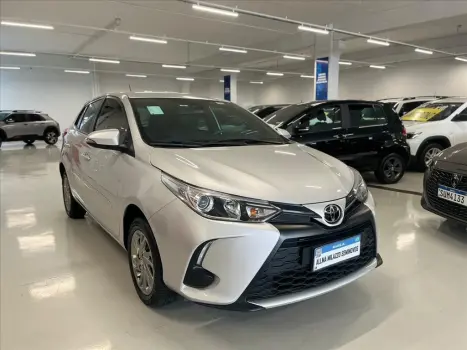 TOYOTA Yaris Hatch 1.5 16V 4P FLEX XS MULTIDRIVE AUTOMTICO CVT, Foto 3