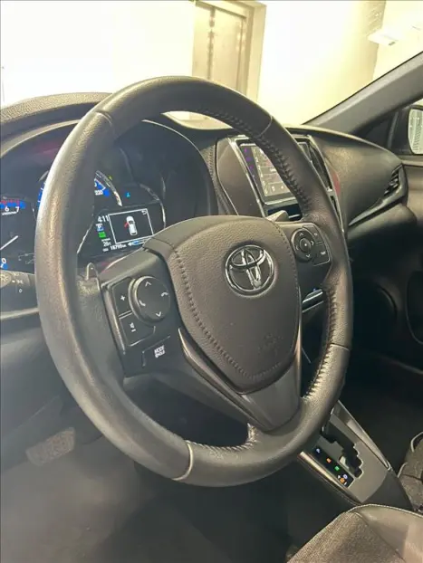 TOYOTA Yaris Hatch 1.5 16V 4P FLEX XS MULTIDRIVE AUTOMTICO CVT, Foto 10