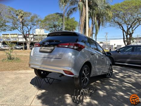 TOYOTA Yaris Hatch 1.5 16V 4P FLEX XLS MULTIDRIVE AUTOMTICO CVT, Foto 4