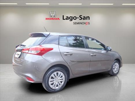 TOYOTA Yaris Hatch 1.3 16V 4P FLEX XL MULTIDRIVE AUTOMTICO CVT, Foto 4