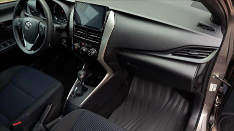 TOYOTA Yaris Hatch 1.3 16V 4P FLEX XL MULTIDRIVE AUTOMTICO CVT, Foto 9