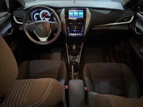 TOYOTA Yaris Hatch 1.3 16V 4P FLEX XL PLUS TECH MULTIDRIVE AUTOMTICO CVT, Foto 8