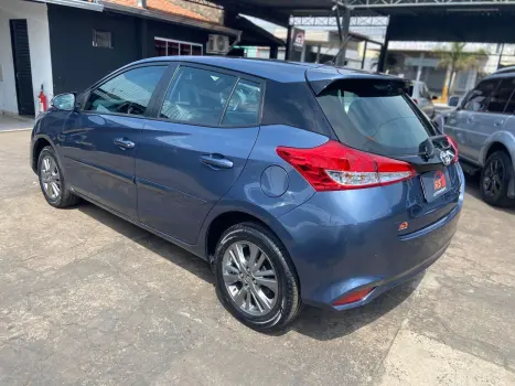 TOYOTA Yaris Hatch 1.5 16V 4P FLEX XL PLUS CONNECT MULTIDRIVE AUTOMTICO CVT, Foto 6