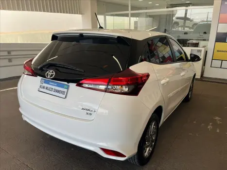 TOYOTA Yaris Hatch 1.5 16V 4P FLEX XS MULTIDRIVE AUTOMTICO CVT, Foto 6