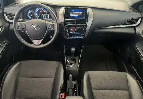 TOYOTA Yaris Hatch 1.5 16V 4P FLEX XS MULTIDRIVE AUTOMTICO CVT, Foto 7