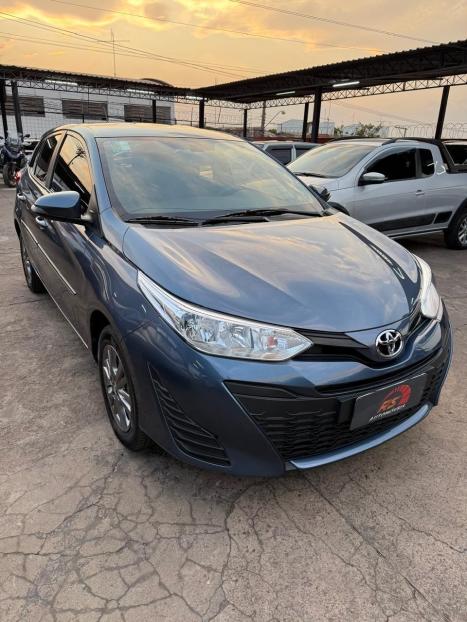 TOYOTA Yaris Hatch 1.5 16V 4P FLEX XL PLUS CONNECT MULTIDRIVE AUTOMTICO CVT, Foto 3