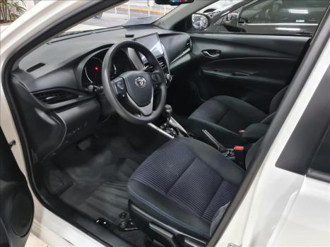 TOYOTA Yaris Sedan 1.5 16V 4P FLEX XL MULTIDRIVE AUTOMTICO CVT, Foto 4