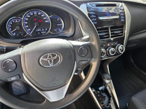 TOYOTA Yaris Sedan 1.5 16V 4P FLEX XL PLUS TECH MULTIDRIVE AUTOMTICO CVT, Foto 9