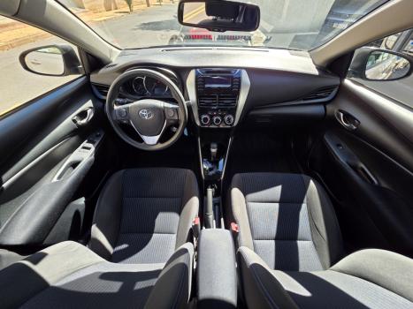 TOYOTA Yaris Sedan 1.5 16V 4P FLEX XL PLUS TECH MULTIDRIVE AUTOMTICO CVT, Foto 11