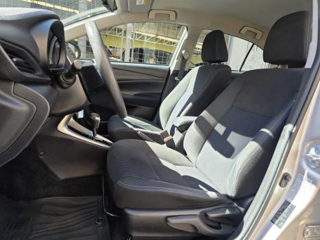 TOYOTA Yaris Sedan 1.5 16V 4P FLEX XL PLUS TECH MULTIDRIVE AUTOMTICO CVT, Foto 12