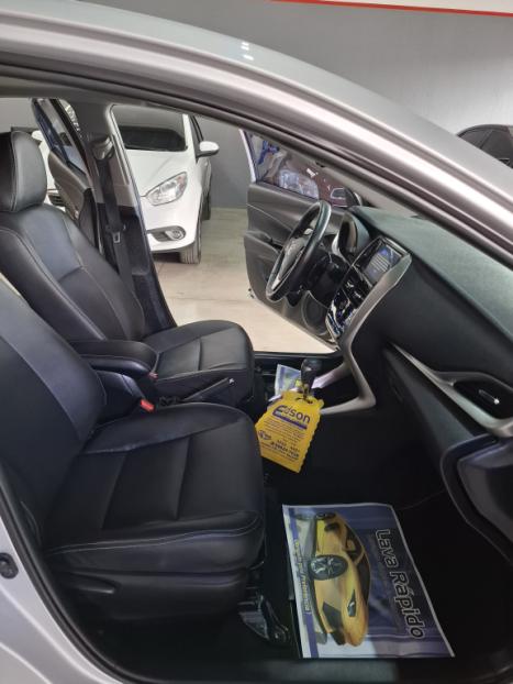 TOYOTA Yaris Sedan 1.5 16V 4P FLEX XLS CONNECT MULTIDRIVE AUTOMTICO CVT, Foto 8