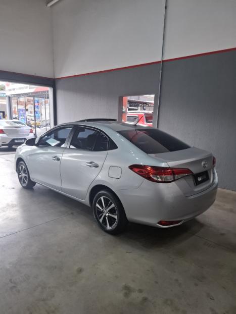 TOYOTA Yaris Sedan 1.5 16V 4P FLEX XLS CONNECT MULTIDRIVE AUTOMTICO CVT, Foto 10