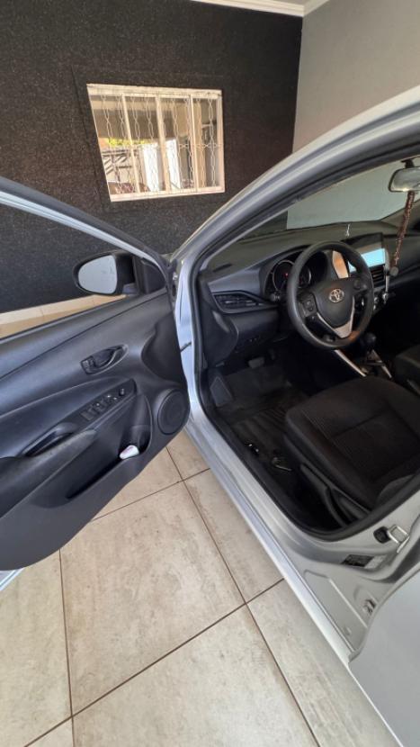 TOYOTA Yaris Sedan 1.5 16V 4P FLEX XL LIVE MULTIDRIVE AUTOMTICO CVT, Foto 5