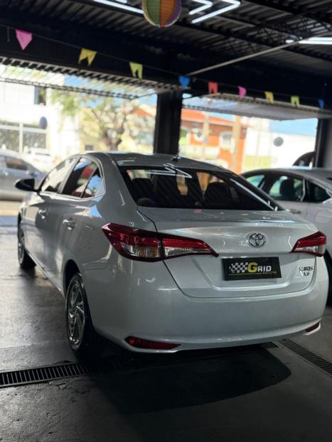TOYOTA Yaris Sedan 1.5 16V 4P FLEX XS CONNECT MULTIDRIVE AUTOMTICO CVT, Foto 5