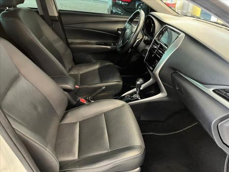 TOYOTA Yaris Sedan 1.5 16V 4P FLEX XS MULTIDRIVE AUTOMTICO CVT, Foto 8
