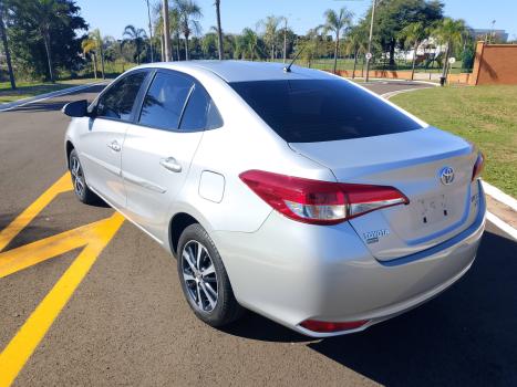 TOYOTA Yaris Sedan 1.5 16V 4P FLEX XS MULTIDRIVE AUTOMTICO CVT, Foto 8