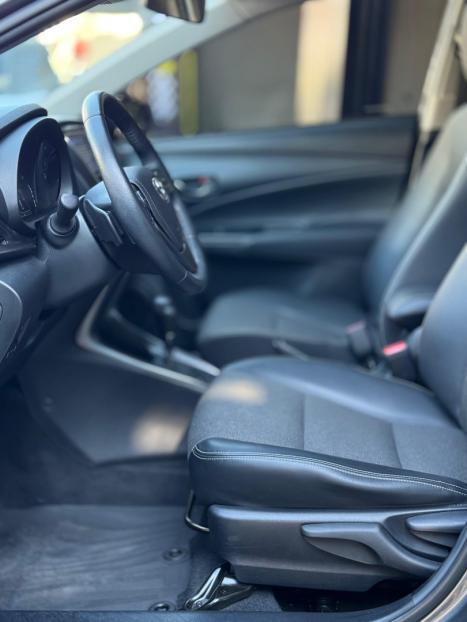 TOYOTA Yaris Sedan 1.5 16V 4P FLEX XS MULTIDRIVE AUTOMTICO CVT, Foto 11