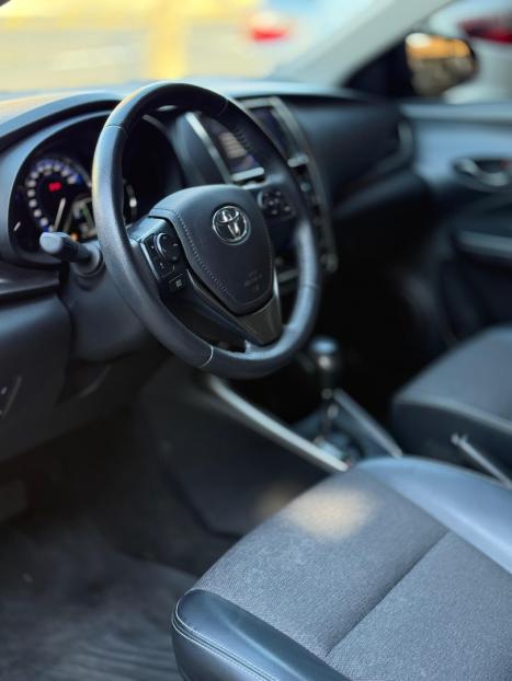 TOYOTA Yaris Sedan 1.5 16V 4P FLEX XS MULTIDRIVE AUTOMTICO CVT, Foto 15