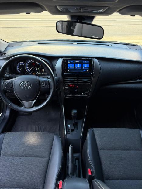 TOYOTA Yaris Sedan 1.5 16V 4P FLEX XS MULTIDRIVE AUTOMTICO CVT, Foto 17