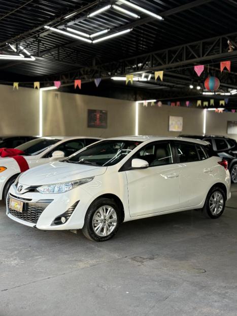 TOYOTA Yaris Sedan 1.3 16V 4P FLEX XL MULTIDRIVE AUTOMTICO CVT, Foto 18